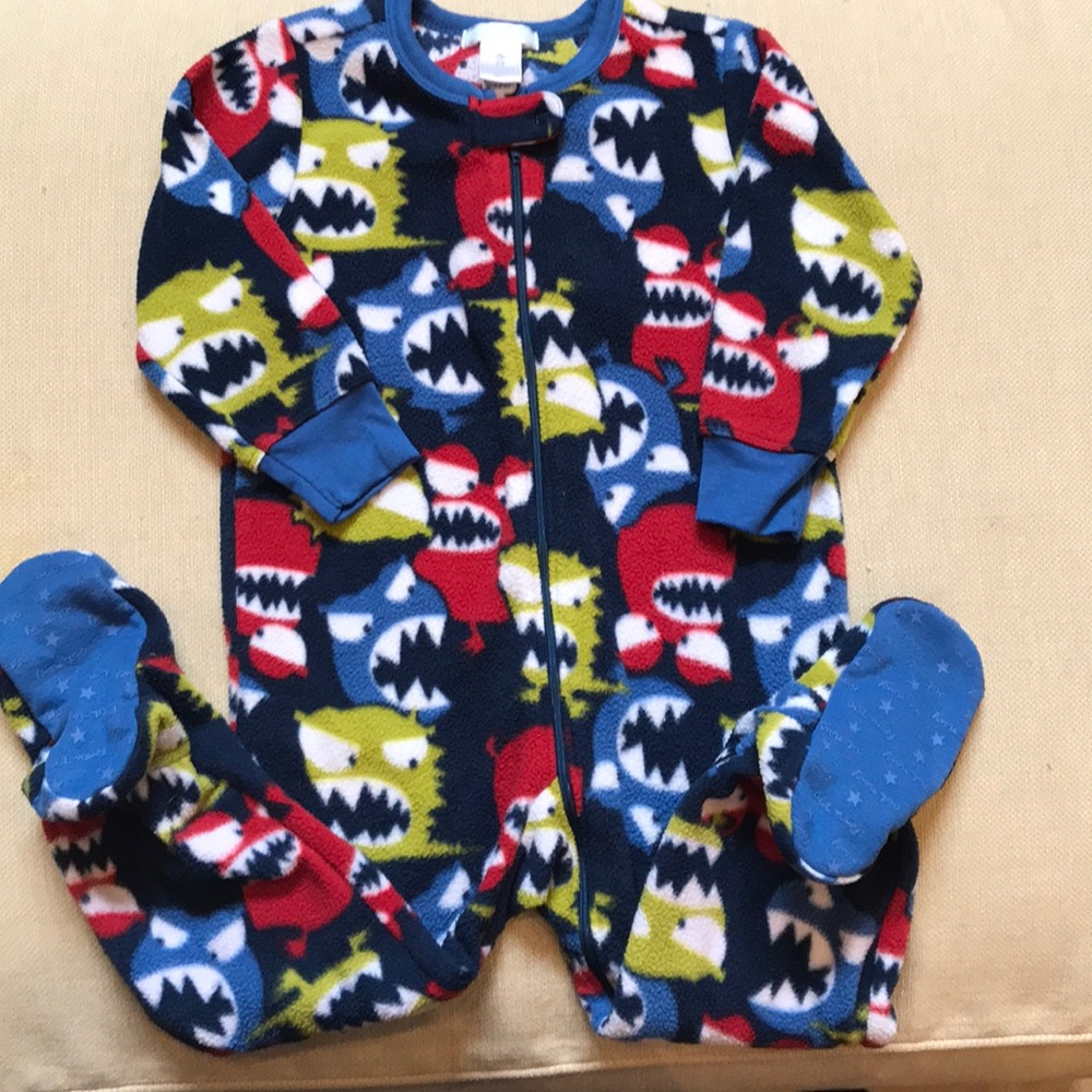 Old Navy Toddler footed Pajamas. EUC🍭
